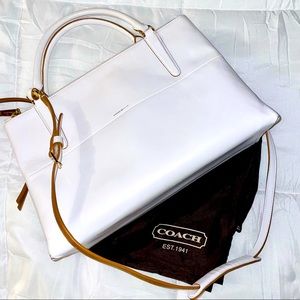 White Coach Tote Bag - Multiple Compartments - Detachable Crossbody Strap